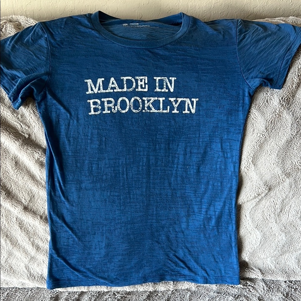 (2) Brooklyn Industries Women’s Graphic Tee Medium